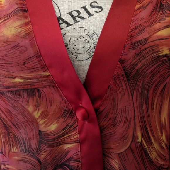 VTG NWT Flouncy Fall Blouse w Button - Picture 2 of 8